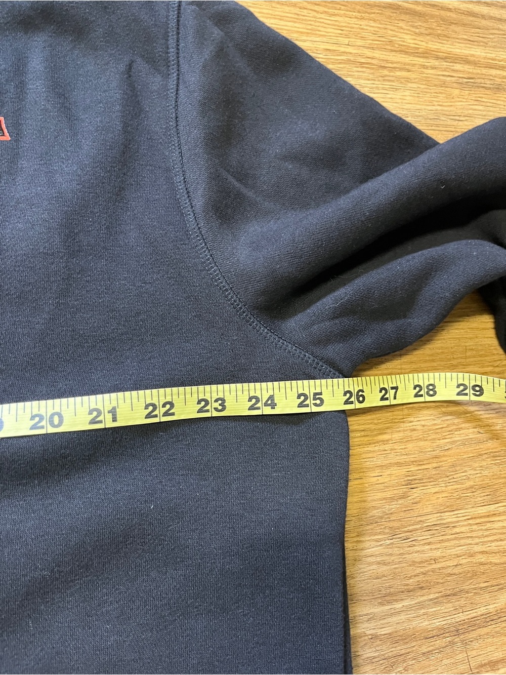 Men’s San Francisco Giants Antigua Black Victory Button-Front Cardigan Sweater - Picture 5 of 8
